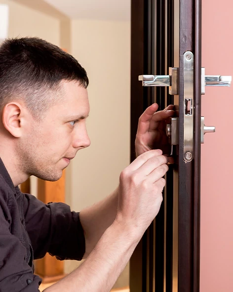 : Professional Locksmith For Commercial And Residential Locksmith Services in Winton, CA