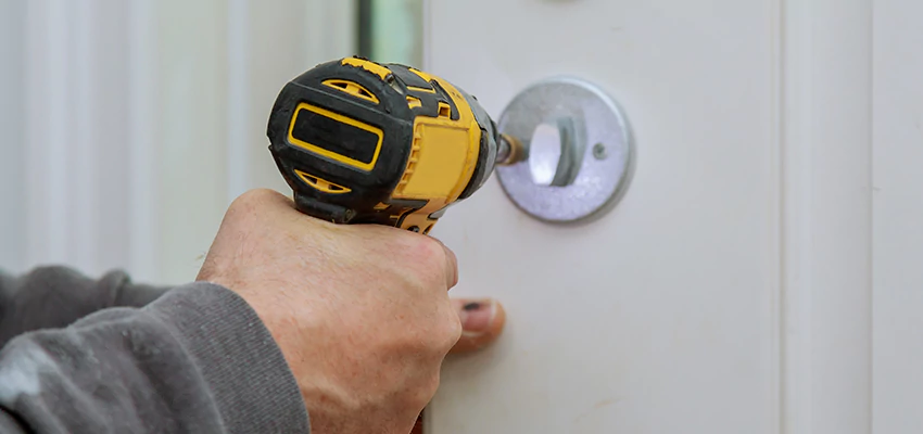 Street Locksmith For Smart Lock Repair in Winton, CA
